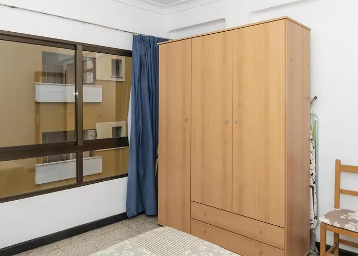 Estirpe, 4º-8 Appartement *
