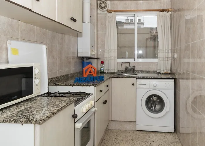 Estirpe, 4º-8 Appartement *